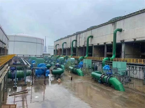 不銹鋼冷卻塔首次運(yùn)行的時(shí)候噪音大如何解決?(冷卻塔噪聲大小)