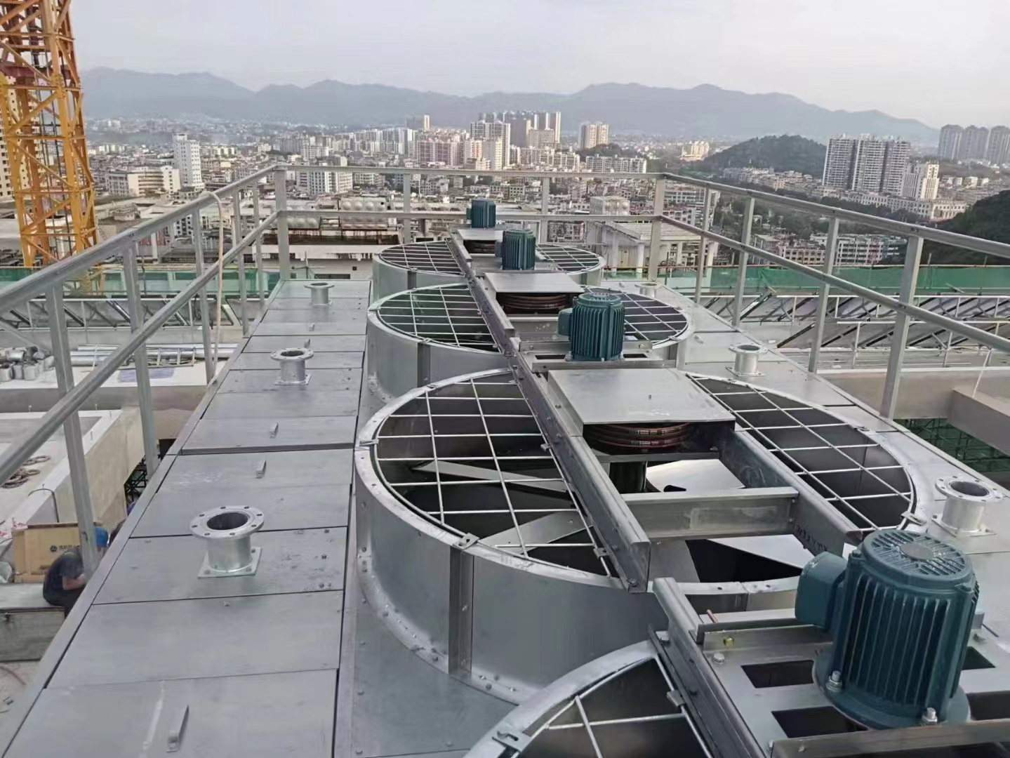 冷卻塔填料和冷卻塔之間的作用關(guān)系,冷卻塔填料多久更換一次